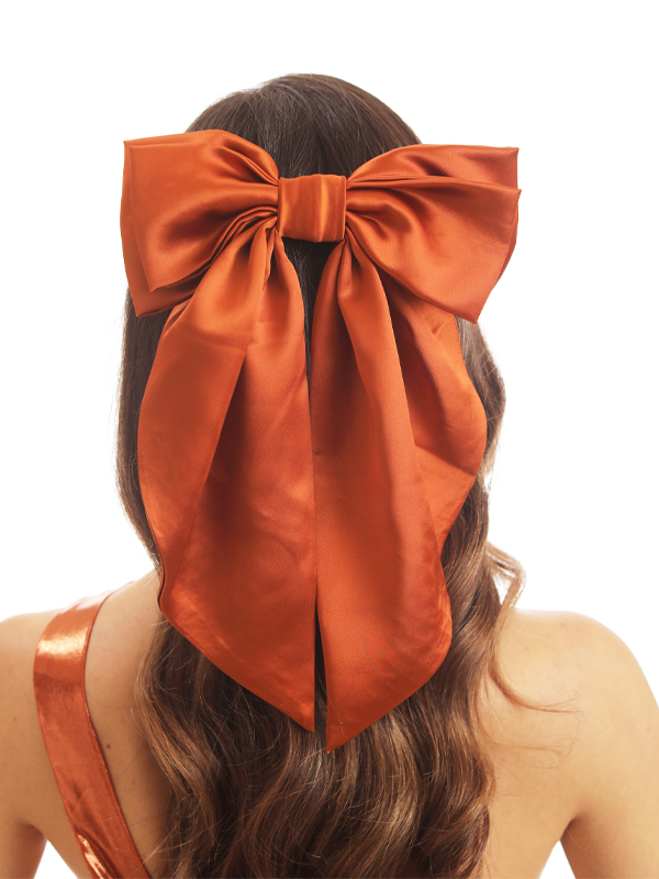 Pince à cheveux en satin avec nœud