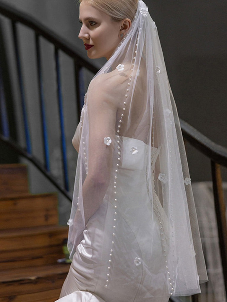 Elegant Simple Sweet Floral Pearls Long Bridal Veil, V193