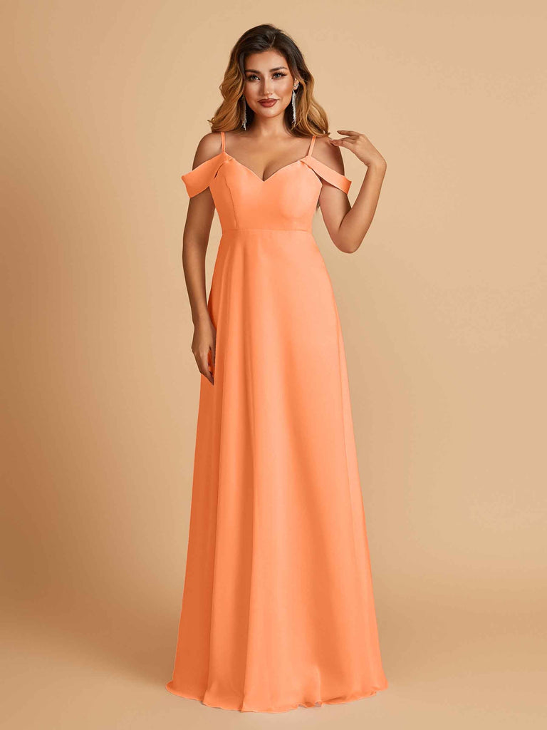 Robe longue en mousseline de soie épaules dénudées col en V