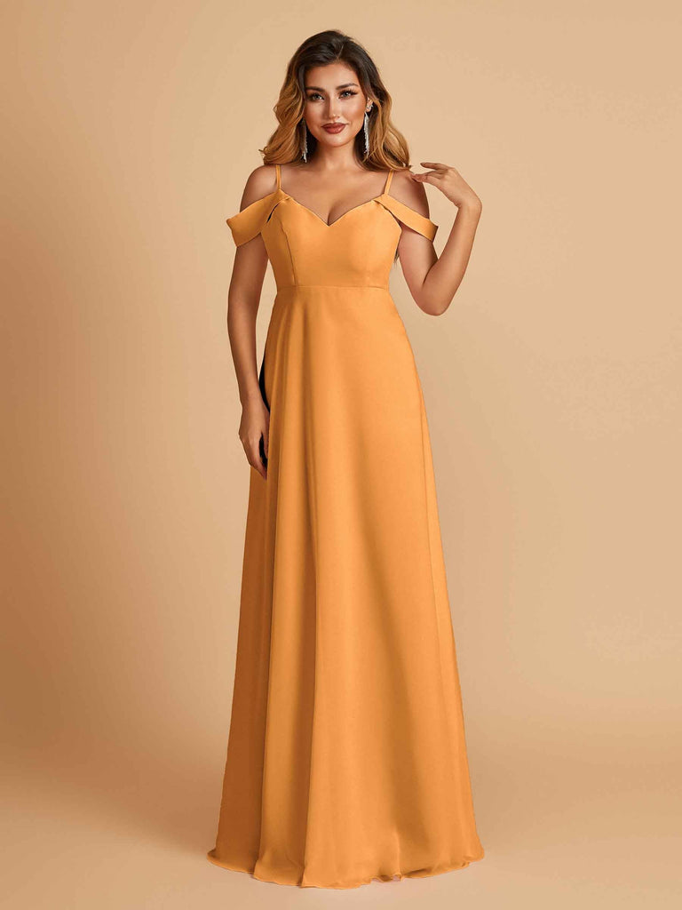 Robe longue en mousseline de soie épaules dénudées col en V
