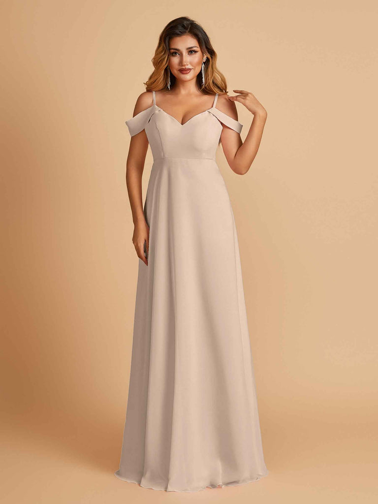 Robe longue en mousseline de soie épaules dénudées col en V