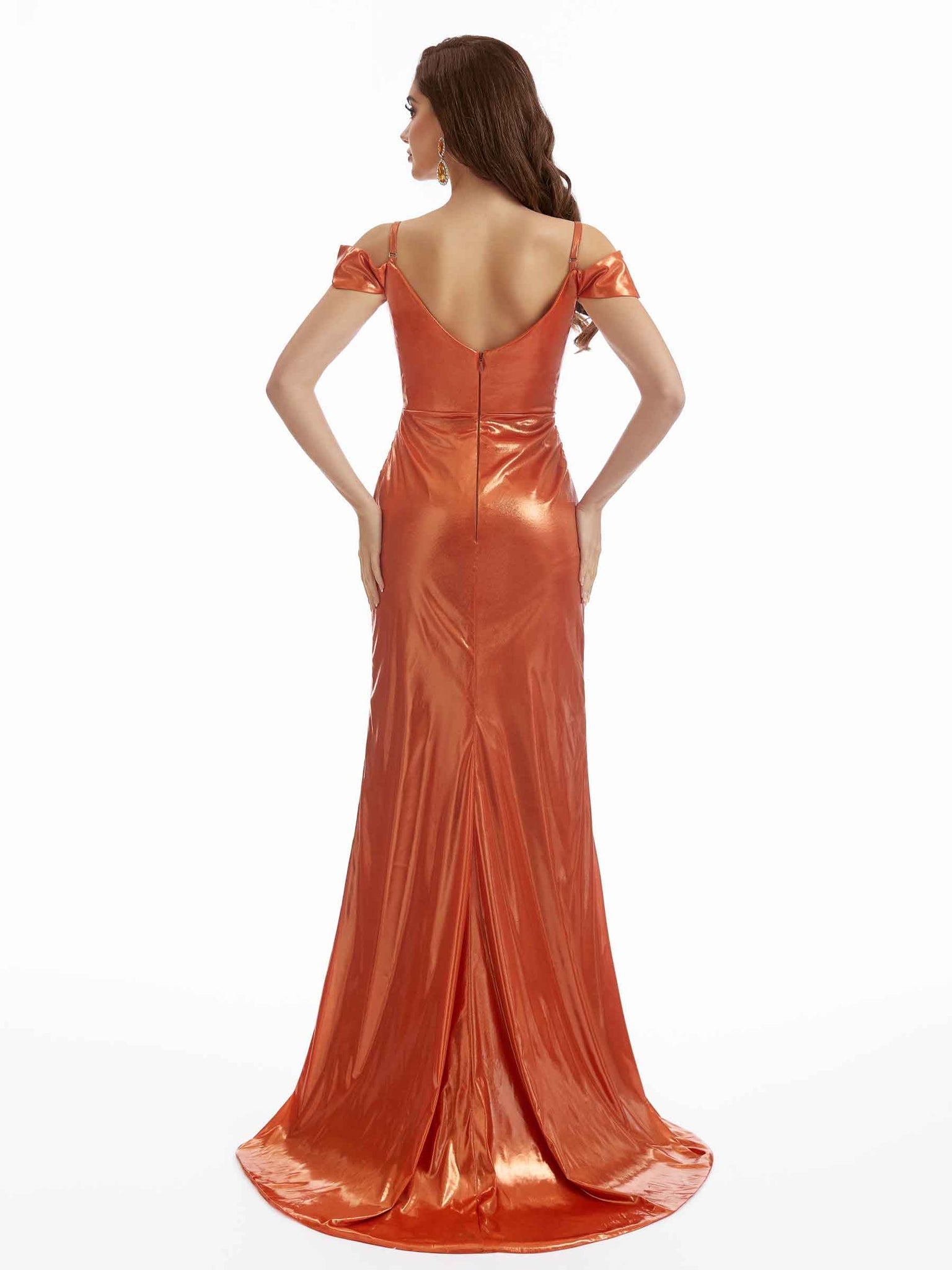 Robe longue plissée sexy à épaules dénudées effet métallique
