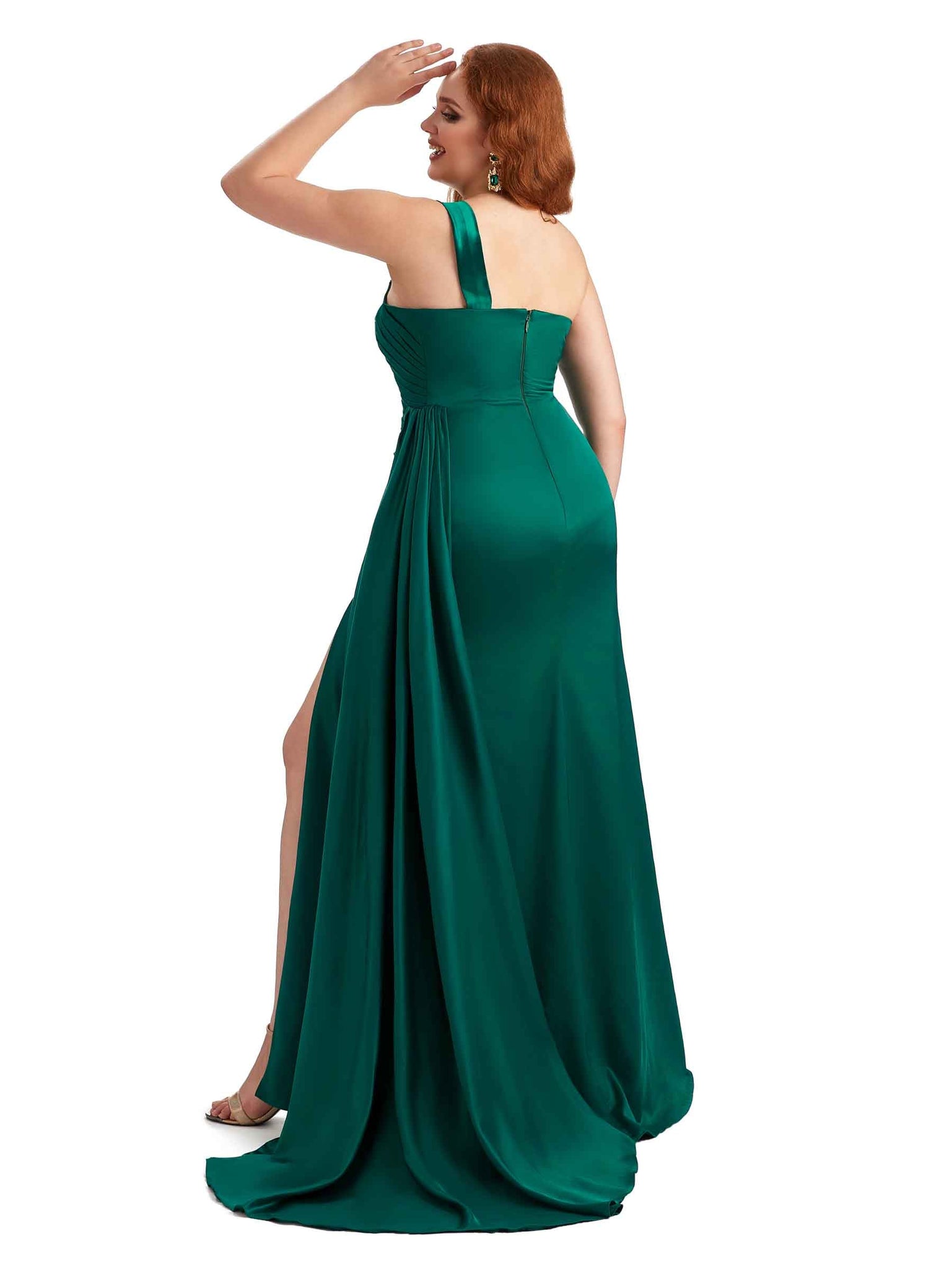 Une épaule sexy fente latérale sirène doux satin longue grande taille robes de demoiselle d'honneur