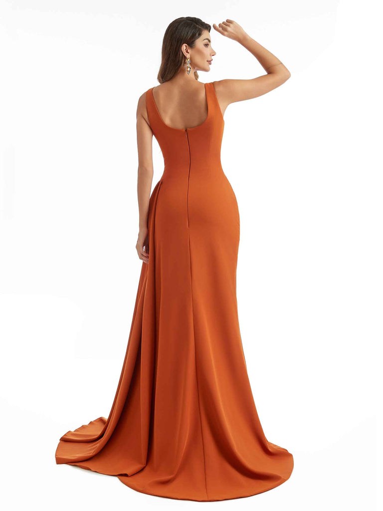 robe invitée mariage longue en crêpe extensible à décolleté carré fente latérale sexy