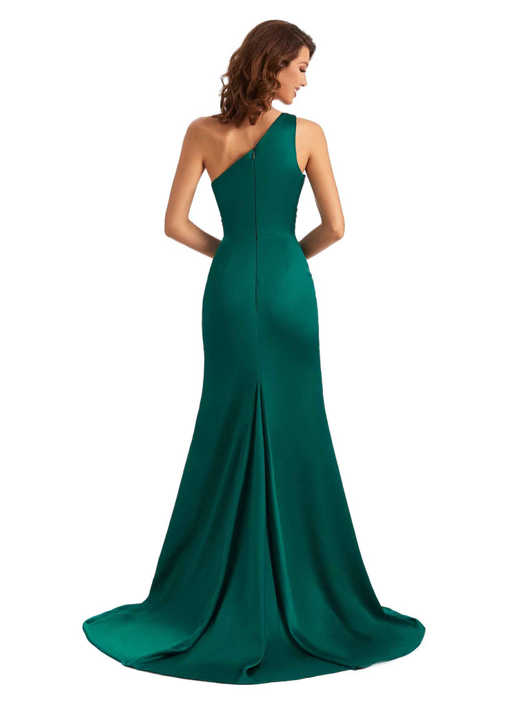 Robe longue sexy satin soyeux de sirène fendue une épaule pour les invités du mariage