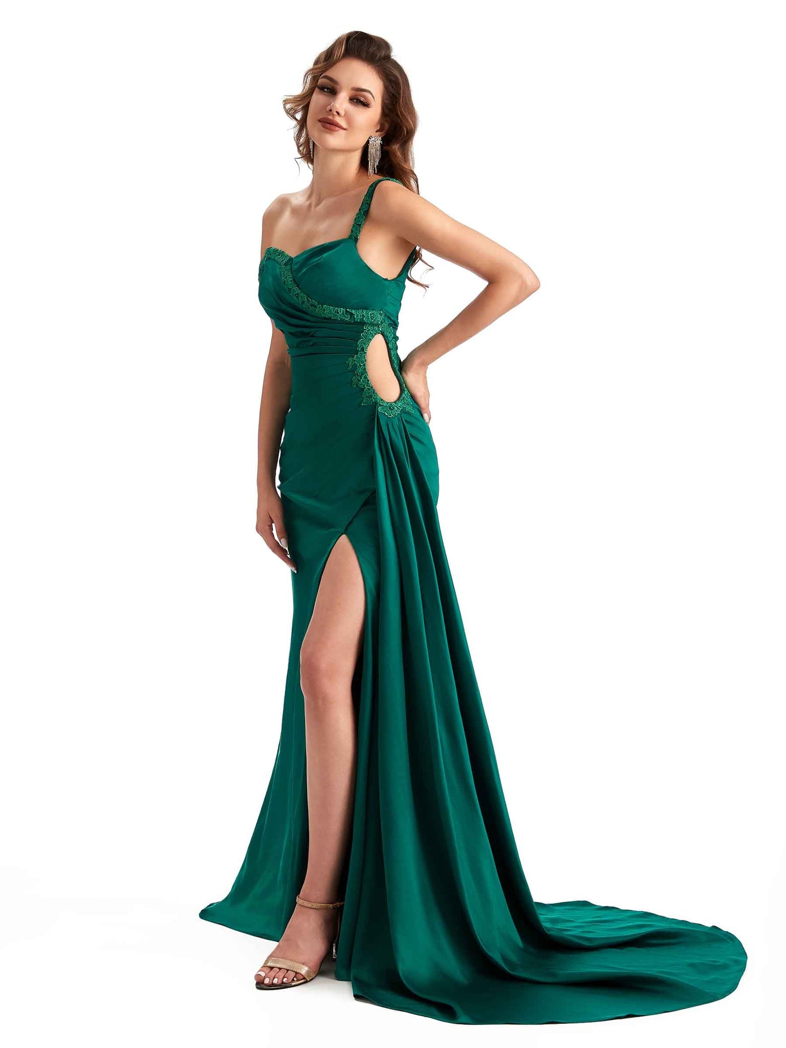 Robe invitée mariage  sirène sexy fendue en satin soyeux à une épaule sans manches