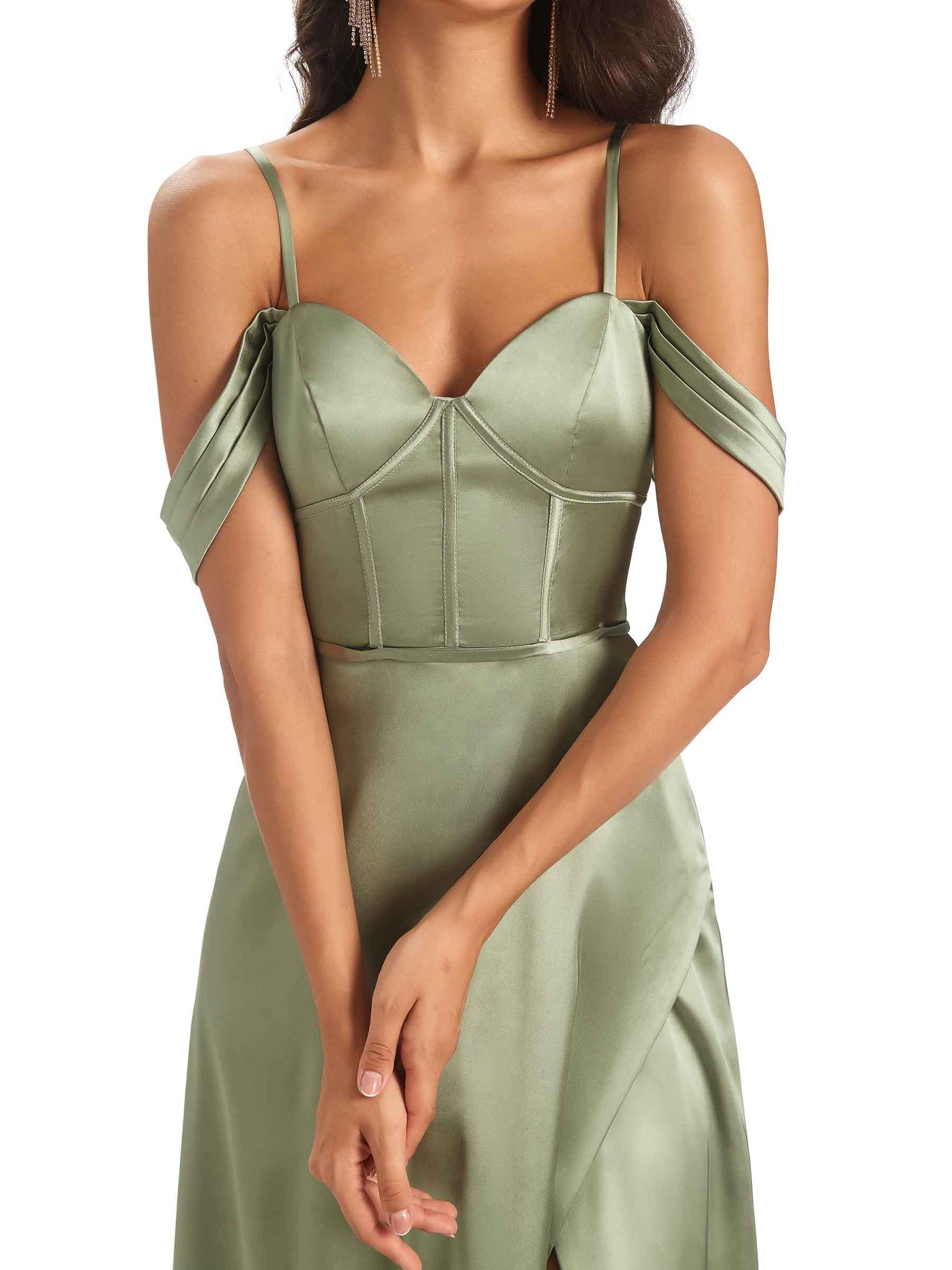 Robe invitée mariage élégantes satin doux bretelles spaghetti robe cocktail sage