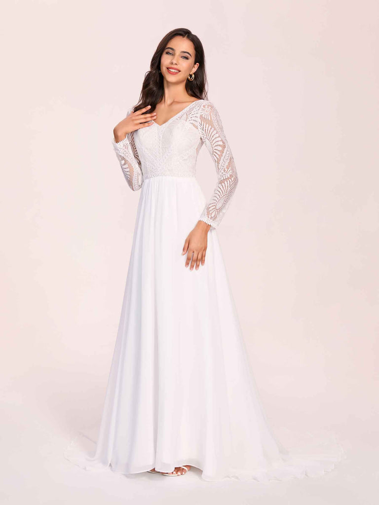 Robe de mariée bohème à manches longues col en V, dos nu en dentelle trapèze