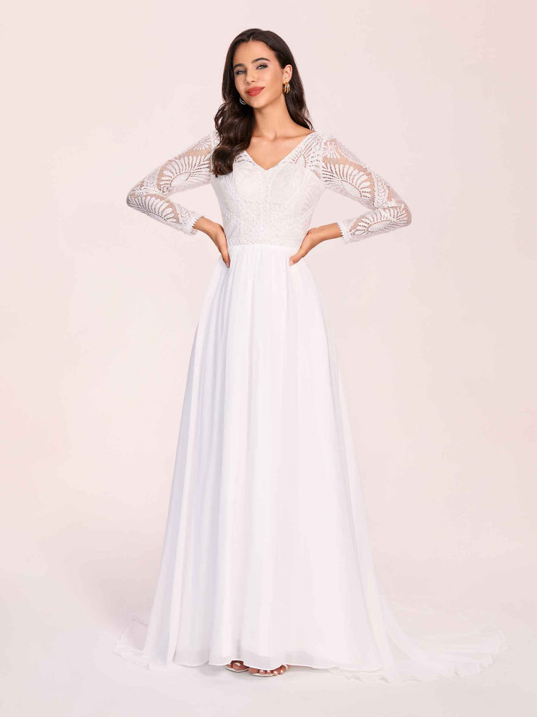 Robe de mariée bohème à manches longues col en V, dos nu en dentelle trapèze