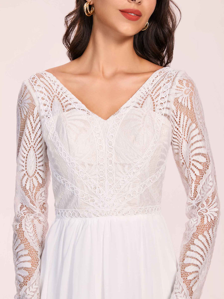 Robe de mariée bohème à manches longues col en V, dos nu en dentelle trapèze