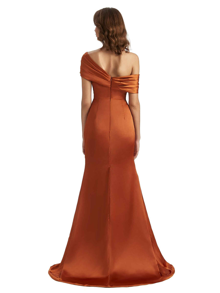 Robe de demoiselle d'honneur asymétrique en Satin soyeux  Sexy fente latérale longue pour mariage