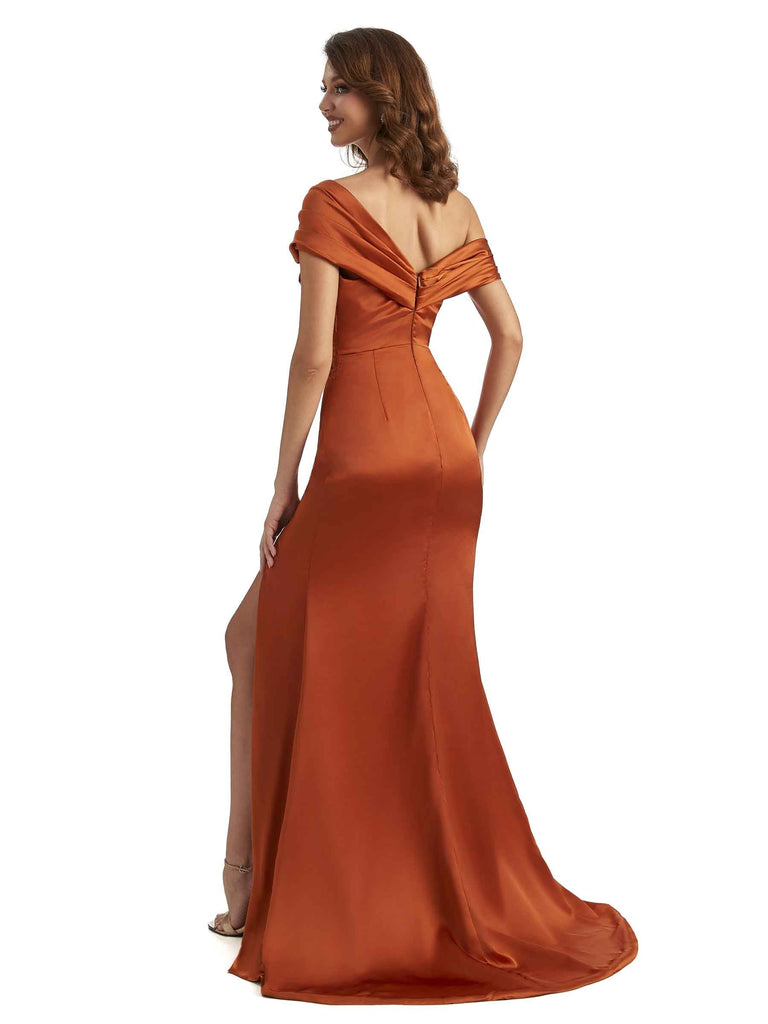 Robe de demoiselle d'honneur asymétrique en Satin soyeux  Sexy fente latérale longue pour mariage