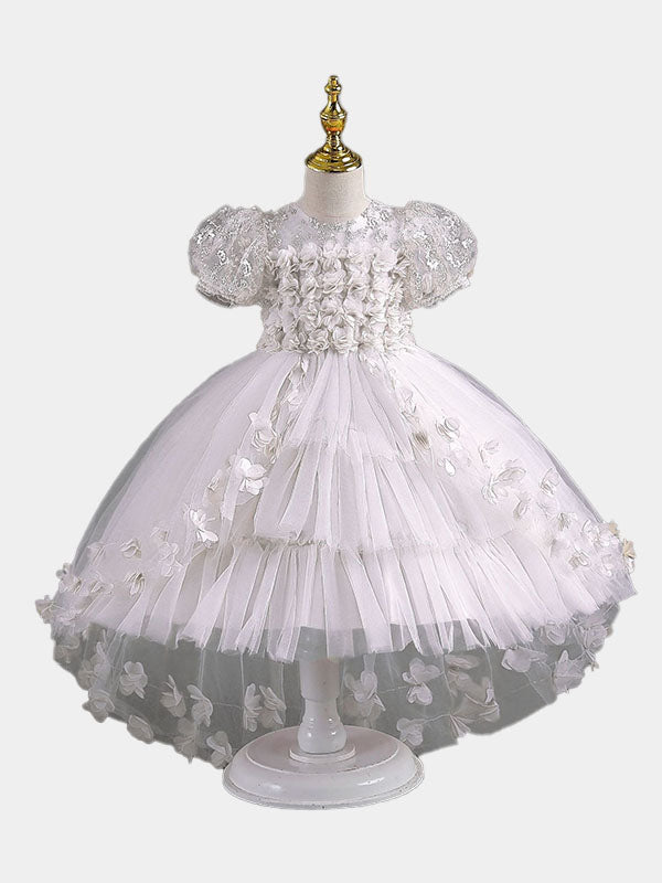 Robe de demoiselle d'honneur en dentelle et strass à manches courtes coupe A avec traîne