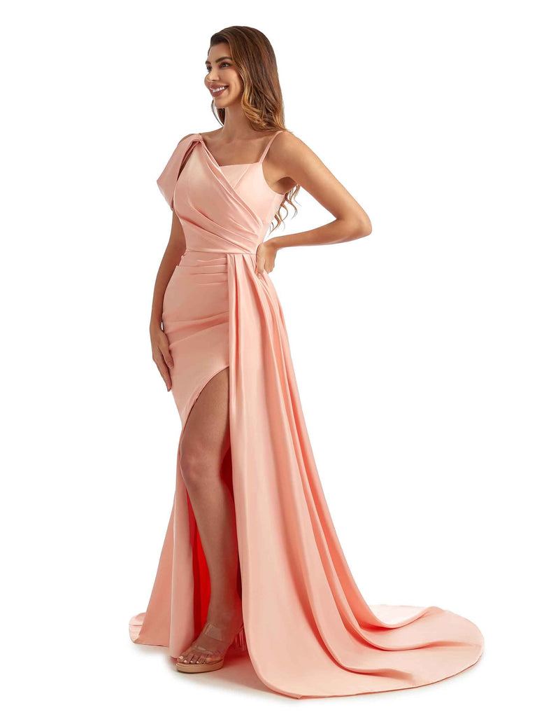 asymétrique Robe de demoiselle d'honneur longue en satin sexy fendue robe invitée mariage