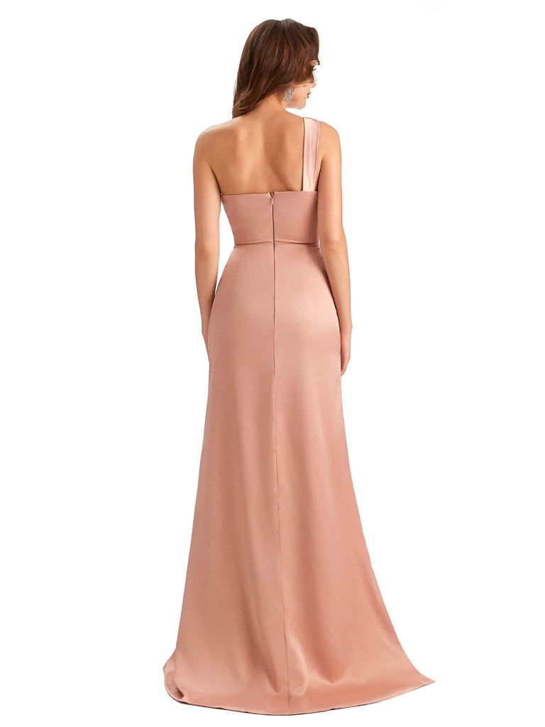 Robe de soirée longue satin sexy asymétrique épaule dénudée fente latérale sirène unique