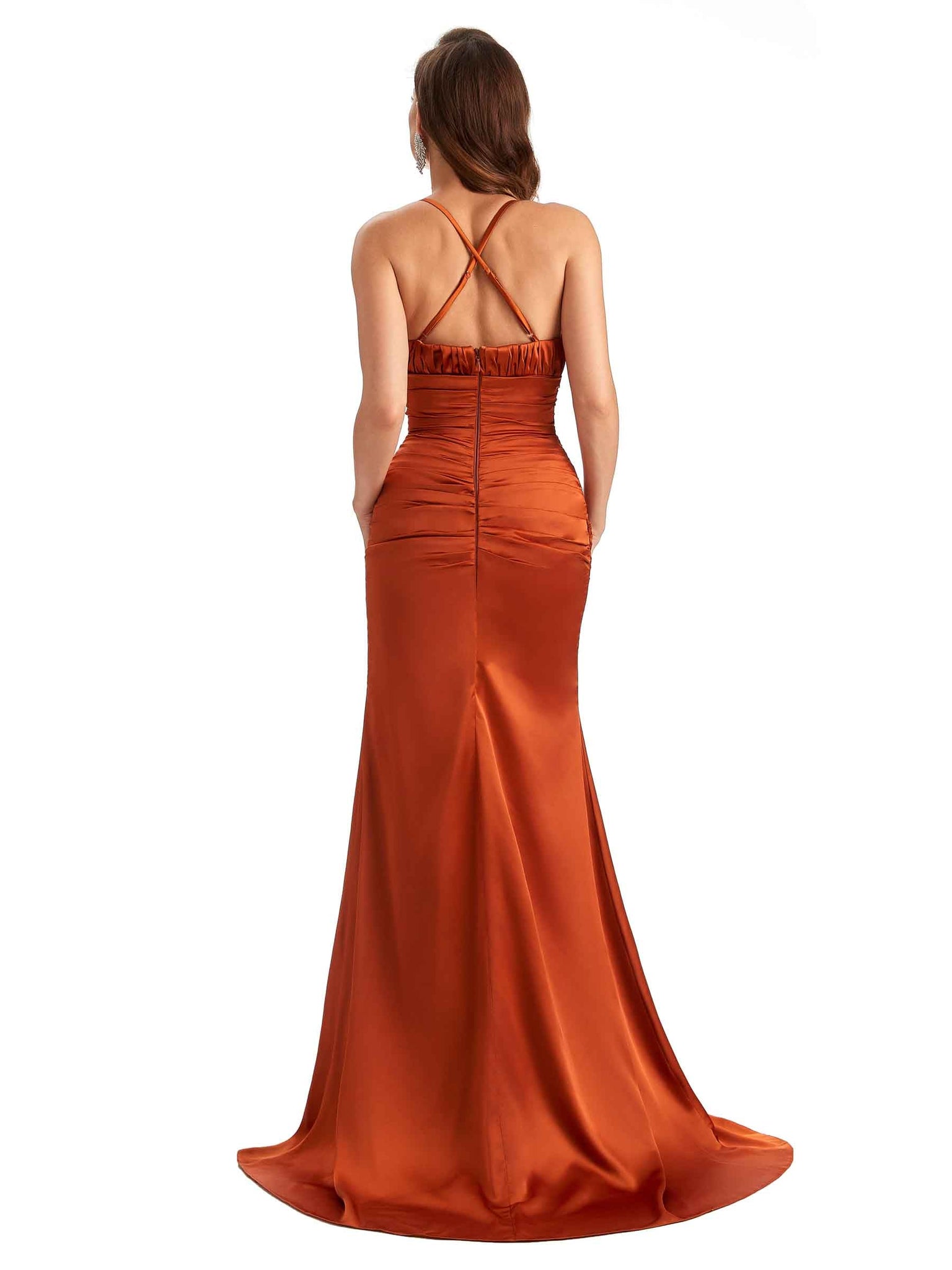 Robe de demoiselle d'honneur longue en satin doux à bretelles spaghetti fente sexy