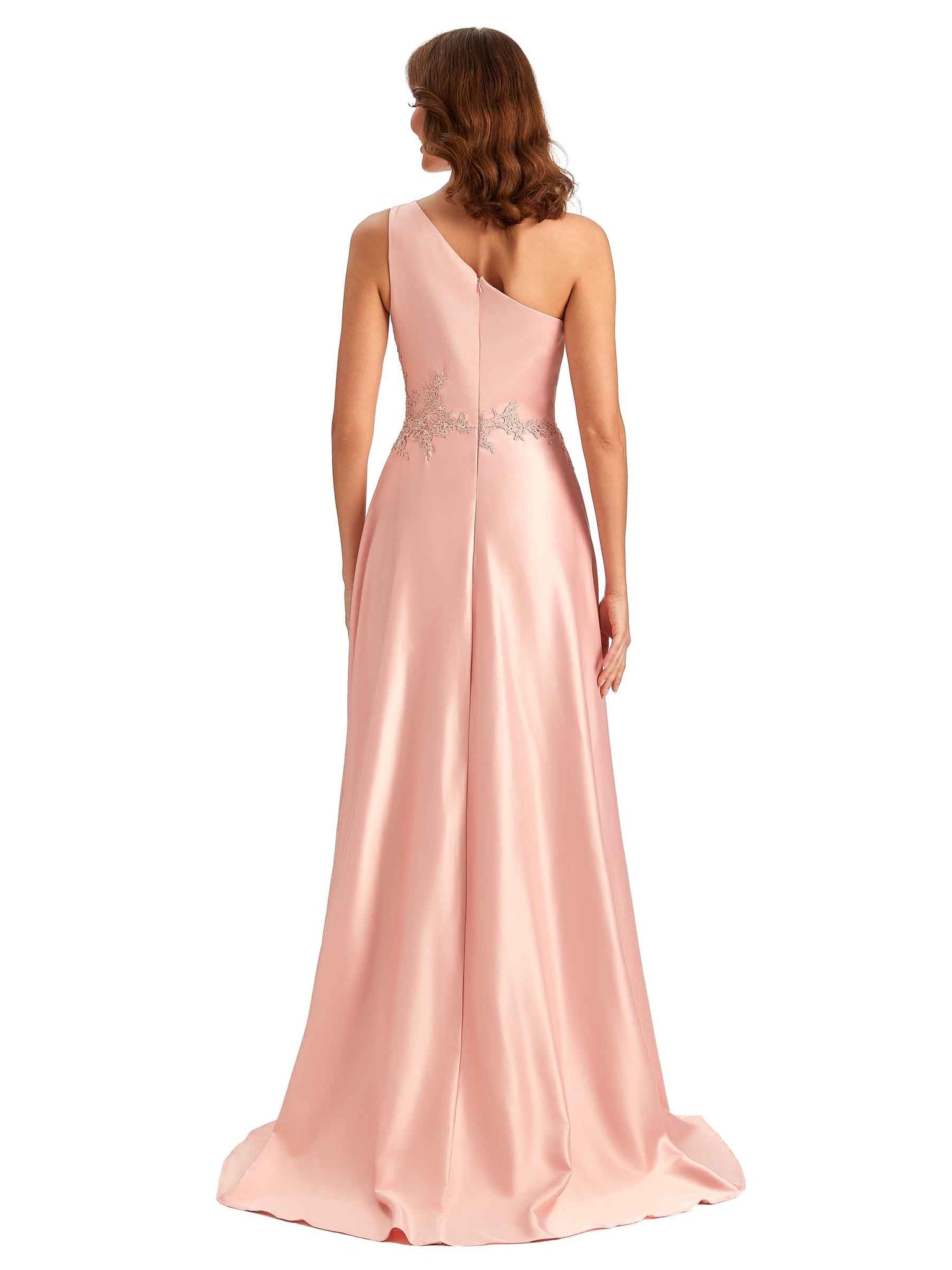Robe d'invitées de mariage en satin soyeuse asymétrique épaule dénudée