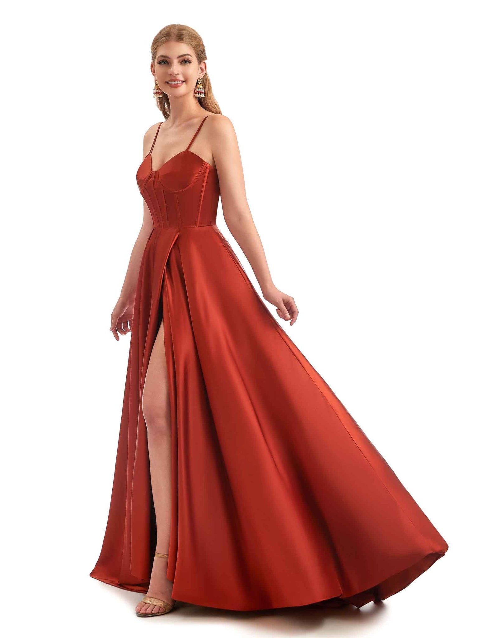 A-Ligne Robes demoiselle d'honneur longues satin trapèze avec bretelles spaghetti fendues