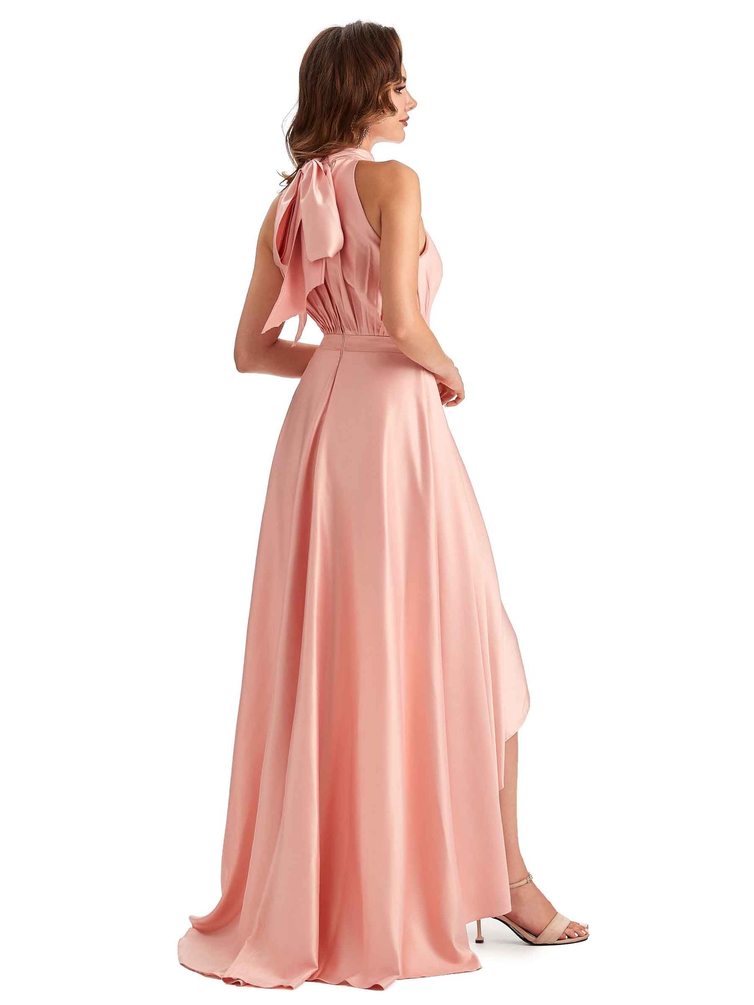 Robes témoin de mariage uniques en satin doux à col haut et coupe trapèze A-ligne