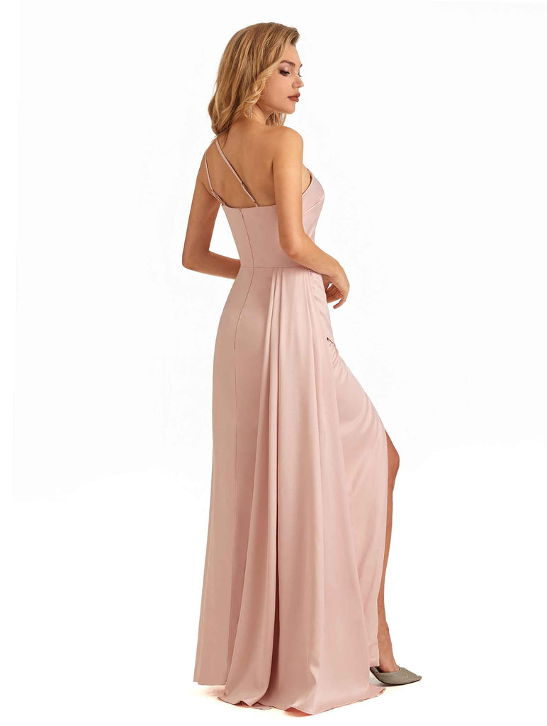 Simple une épaule Spaghetti sangle doux Satin longue belles robes d'invité de mariage