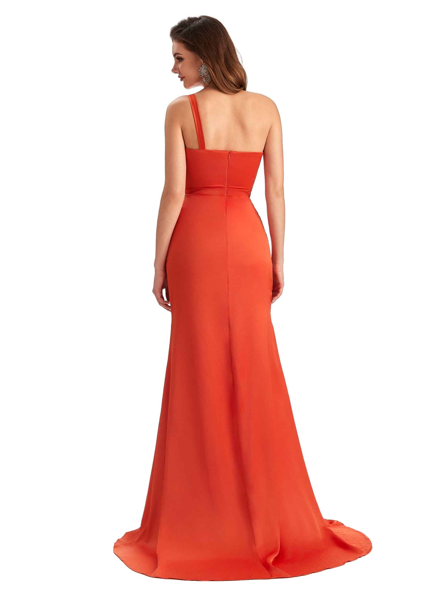 Robe longue sexy sirène fendue une épaule en satin doux pour les invités de mariage