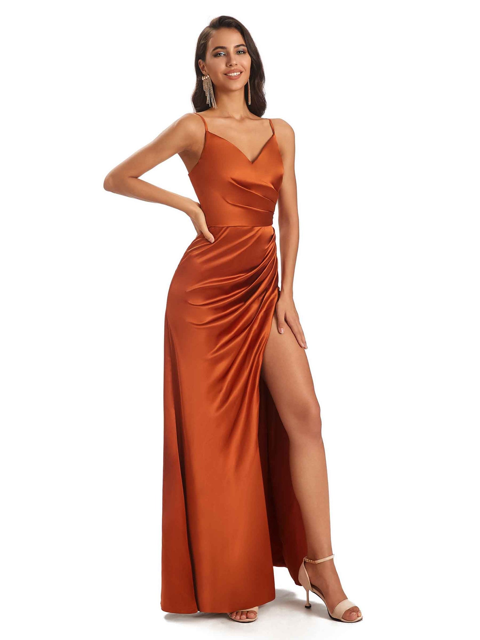 Robes témoin de mariage longues uniques satin doux sexy col en V plissé
