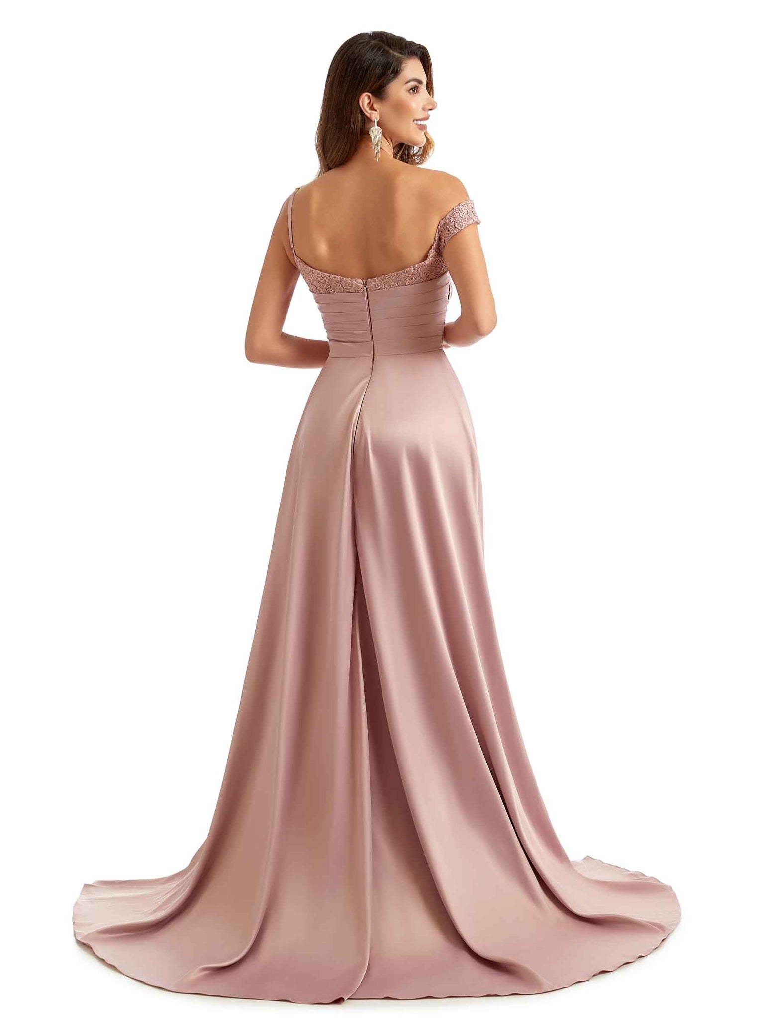 Robes invitée mariage Dentelle sexy longues en satin fendues soirée