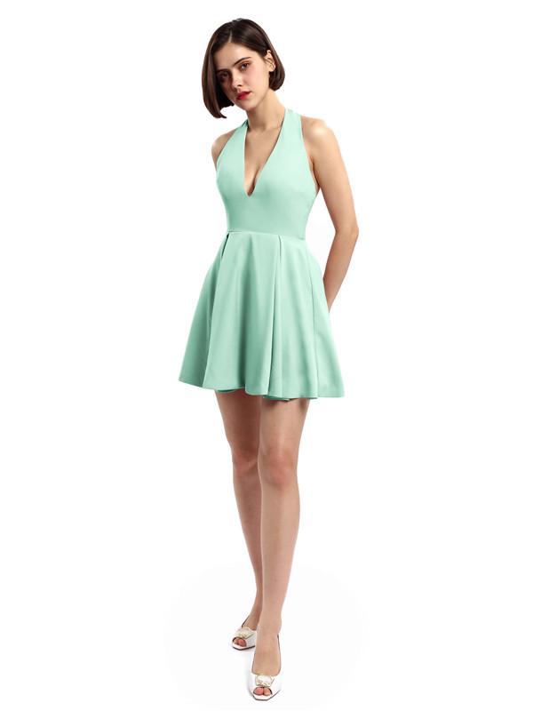 mint-green|elianna