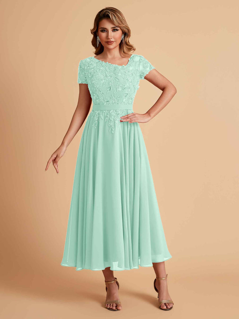 Robes de mère de la mariée coupe trapèze en mousseline à manches courtes